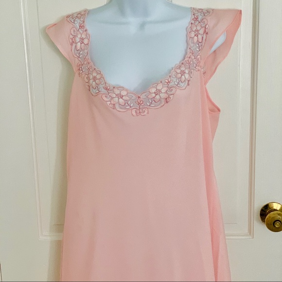 LEJABY PARIS for Neiman Marcus pink nightgown - Picture 3 of 8